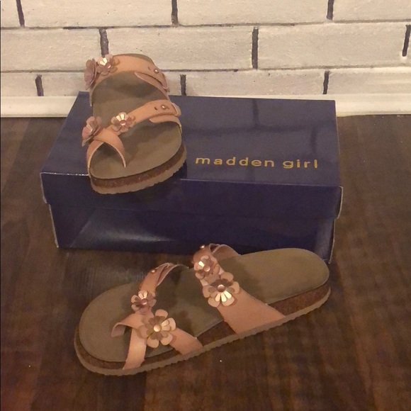madden girl bandit sandals